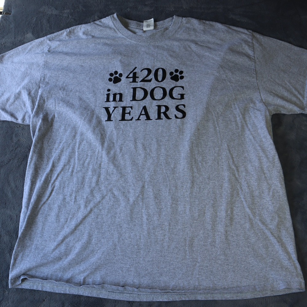 420 In Dog Years Graphic T-Shirt Men's 2XL Gray Anniversary Shirt